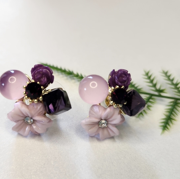 Earrings - Picture 3 of 3